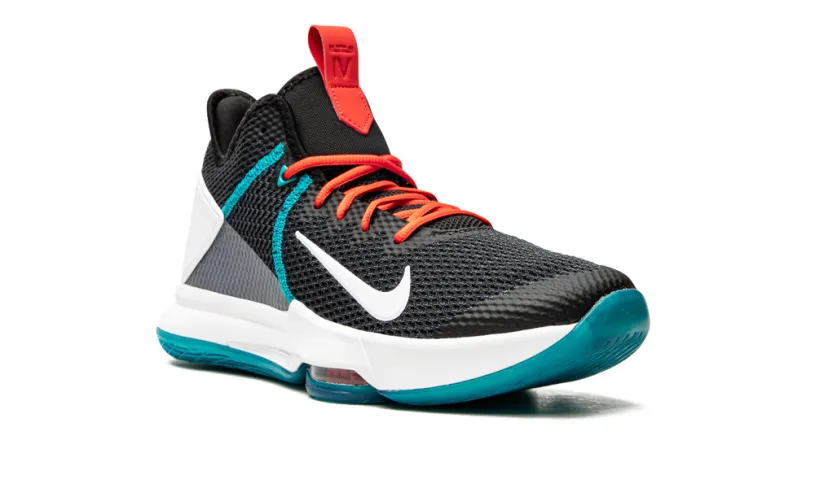 Nike Basketball Witness IV 'Red Carpet'